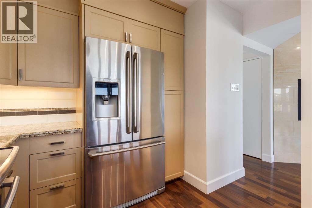 Single Family House for Sale in   Eau Claire Avenue SW Eau Claire Calgary 