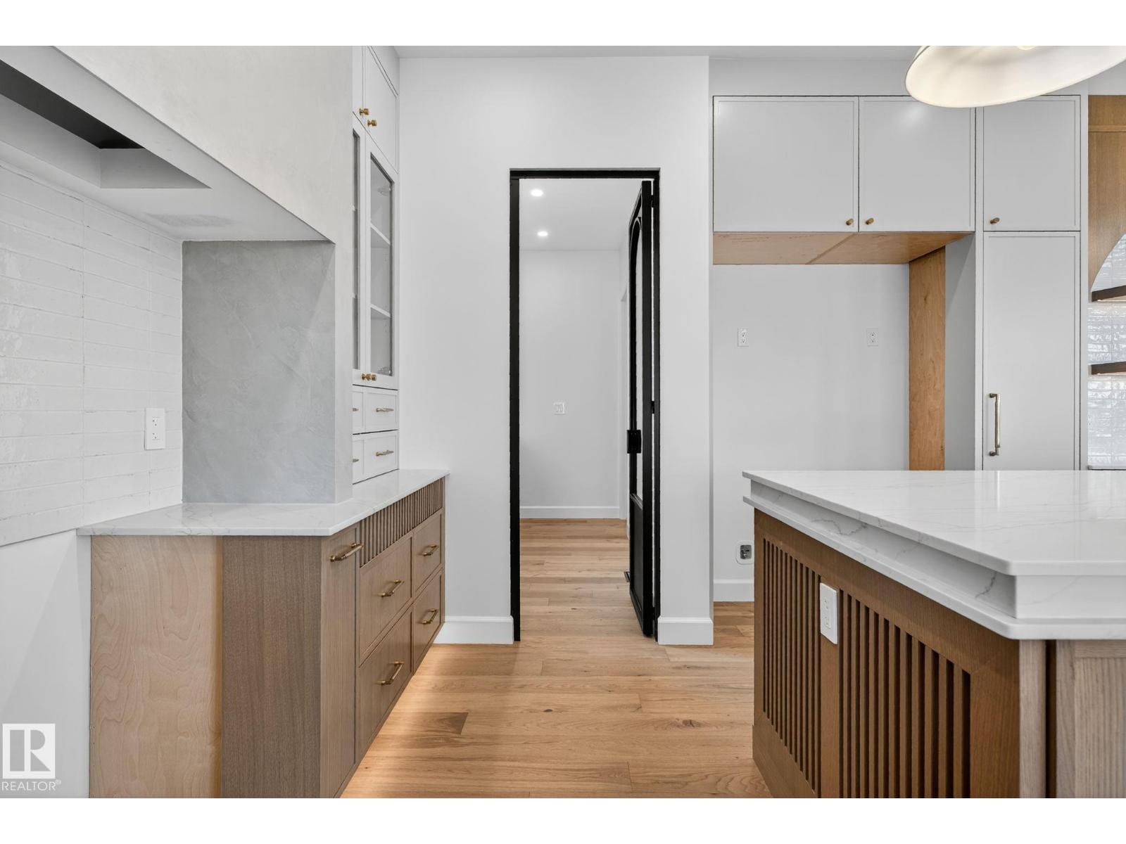 4706 KNIGHT CL SW, Edmonton