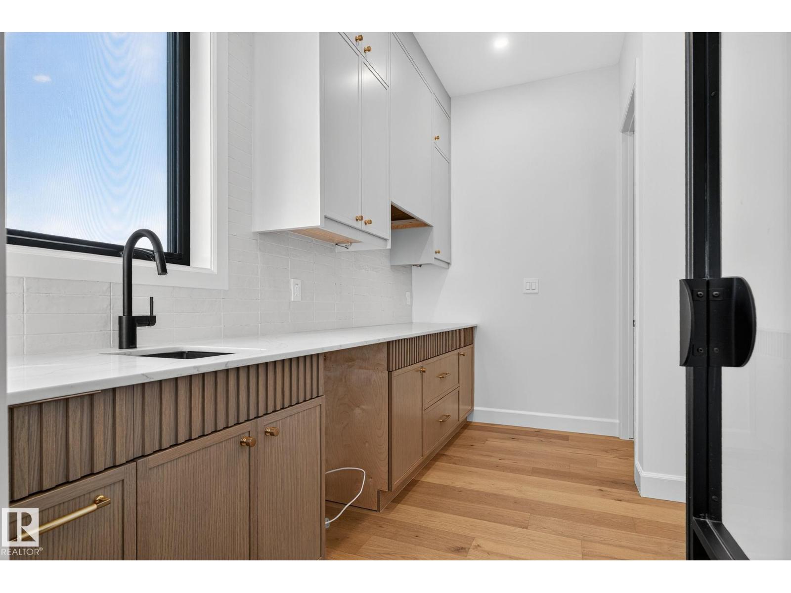 4706 KNIGHT CL SW, Edmonton