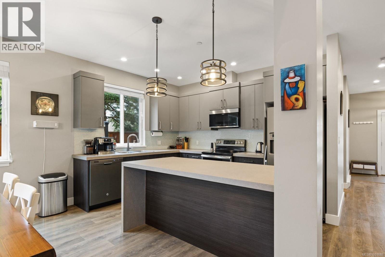  6512 Arranwood Drive, Sooke
