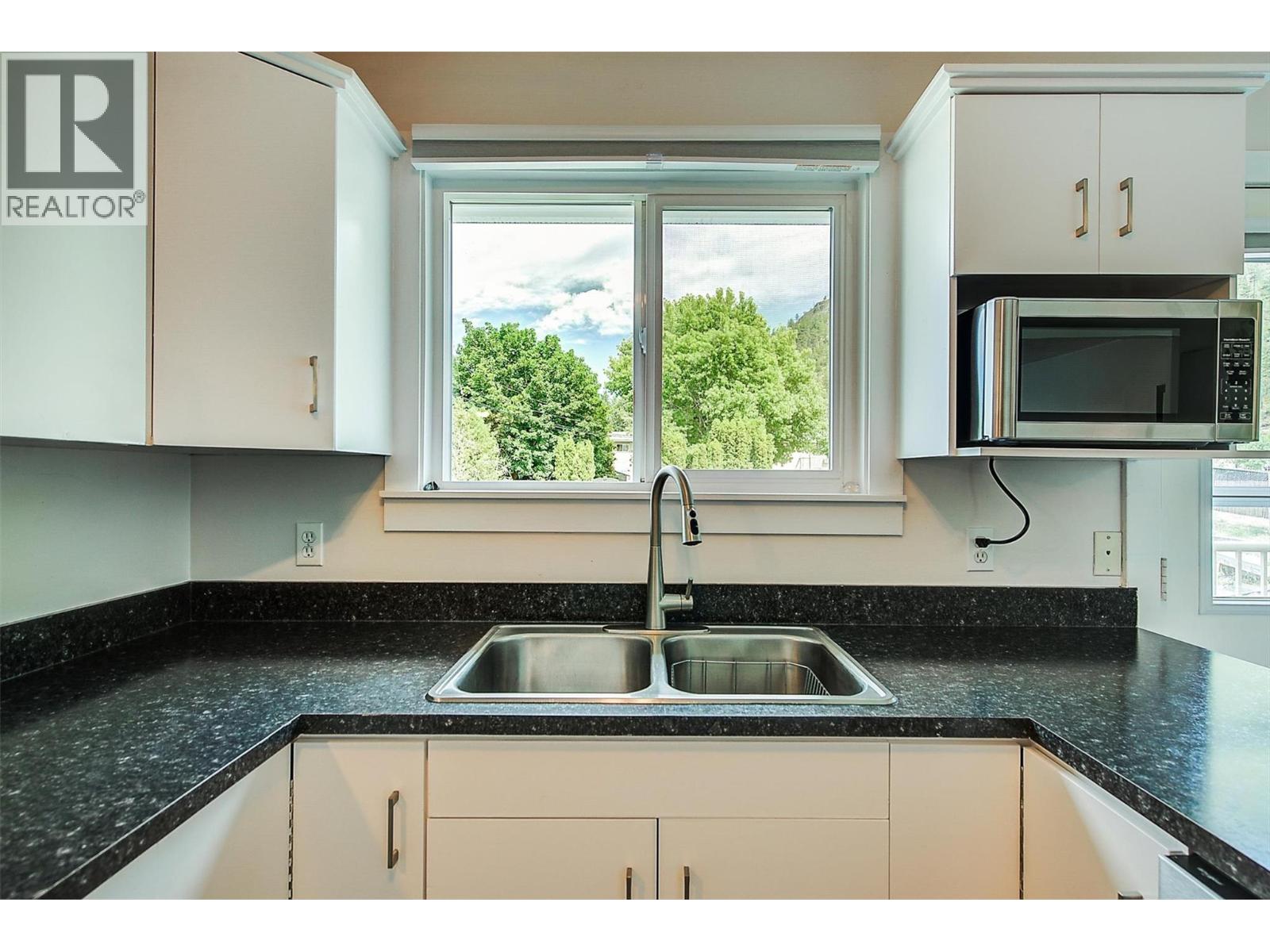 2745 Cameron Road, West Kelowna