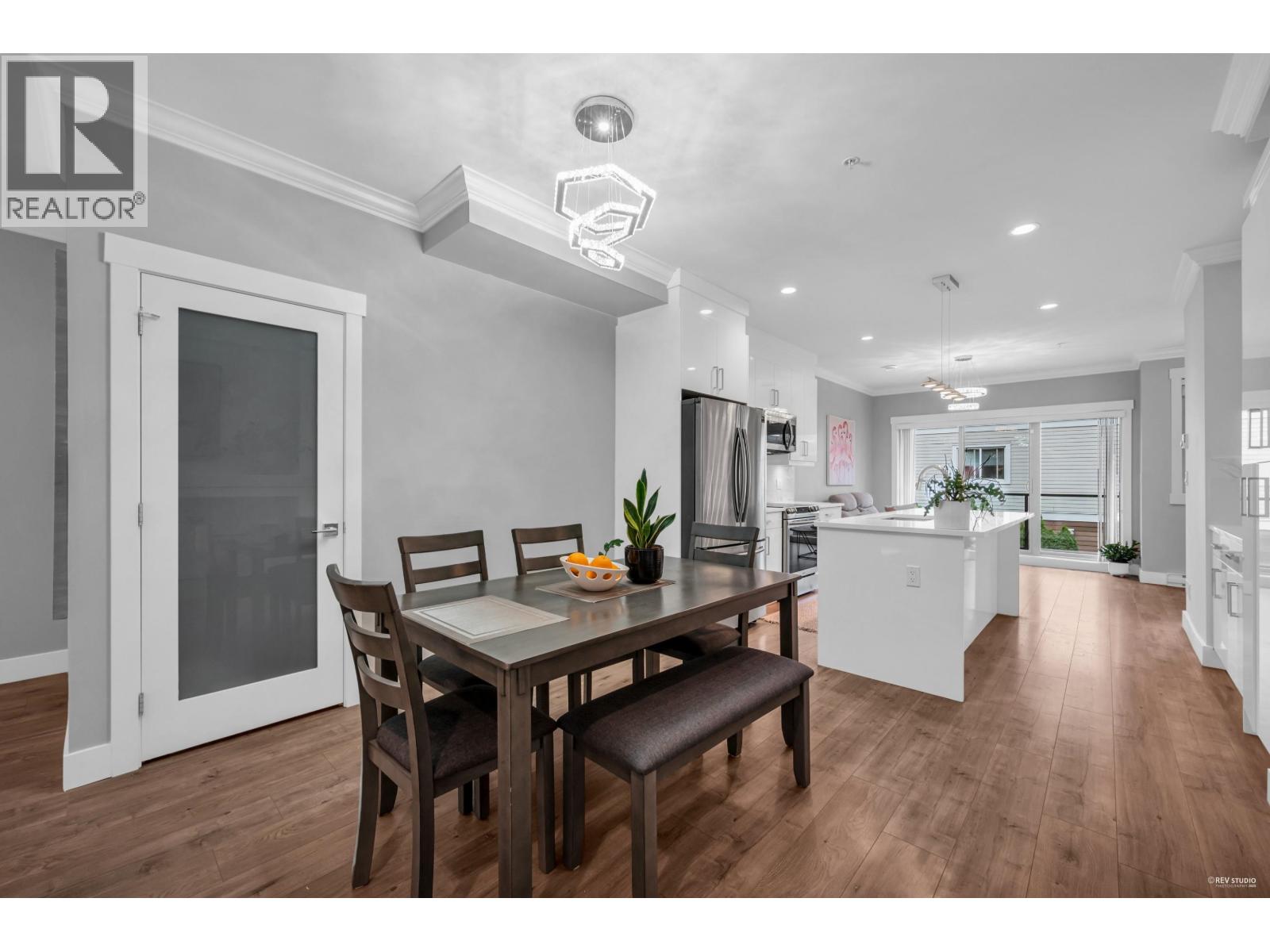 4 3126 WELLINGTON STREET, Port Coquitlam