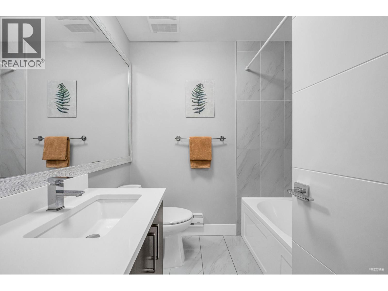 4 3126 WELLINGTON STREET, Port Coquitlam