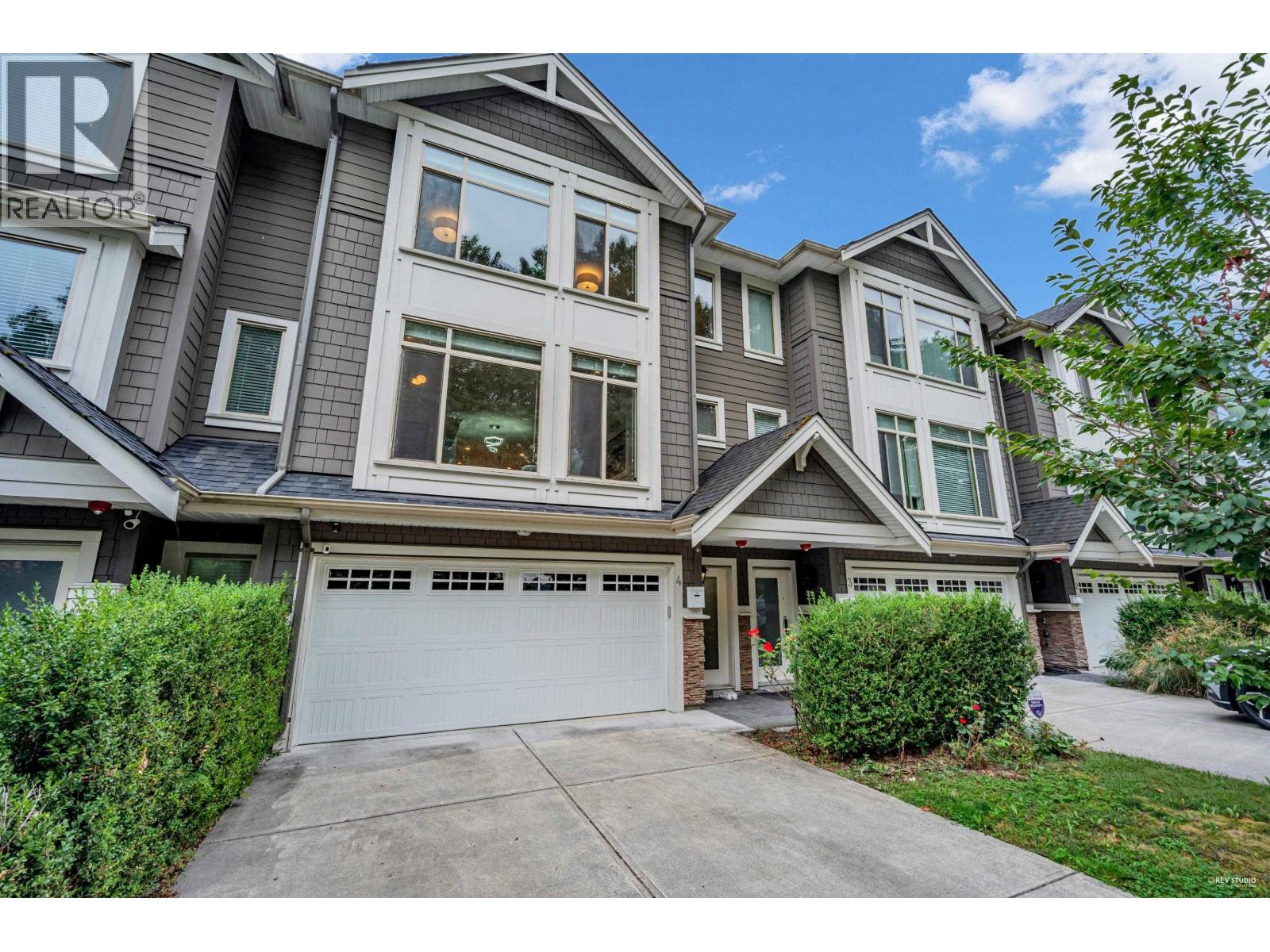 4 3126 WELLINGTON STREET, Port Coquitlam