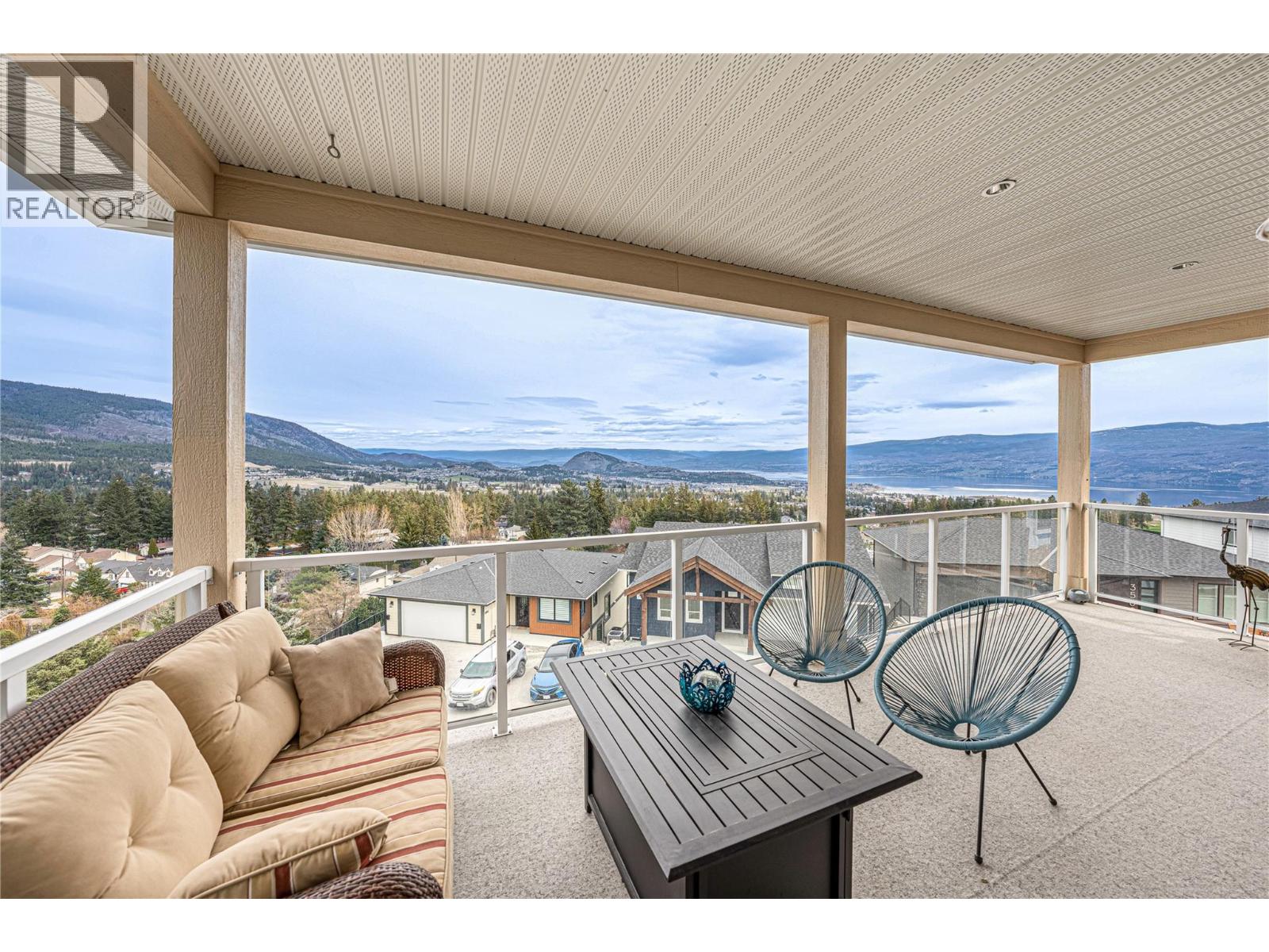  3561 Goldie Way, West Kelowna