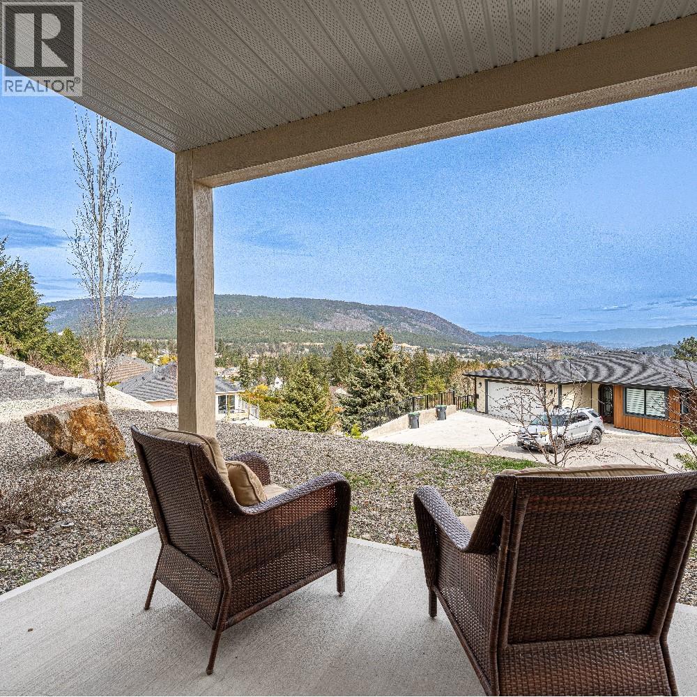  3561 Goldie Way, West Kelowna