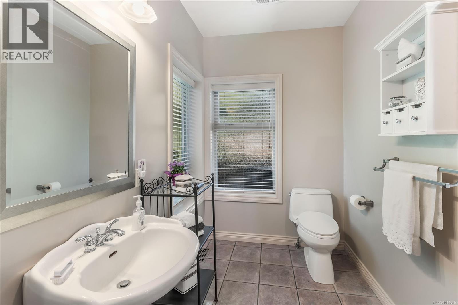 3380 Redden Rd, Nanoose Bay