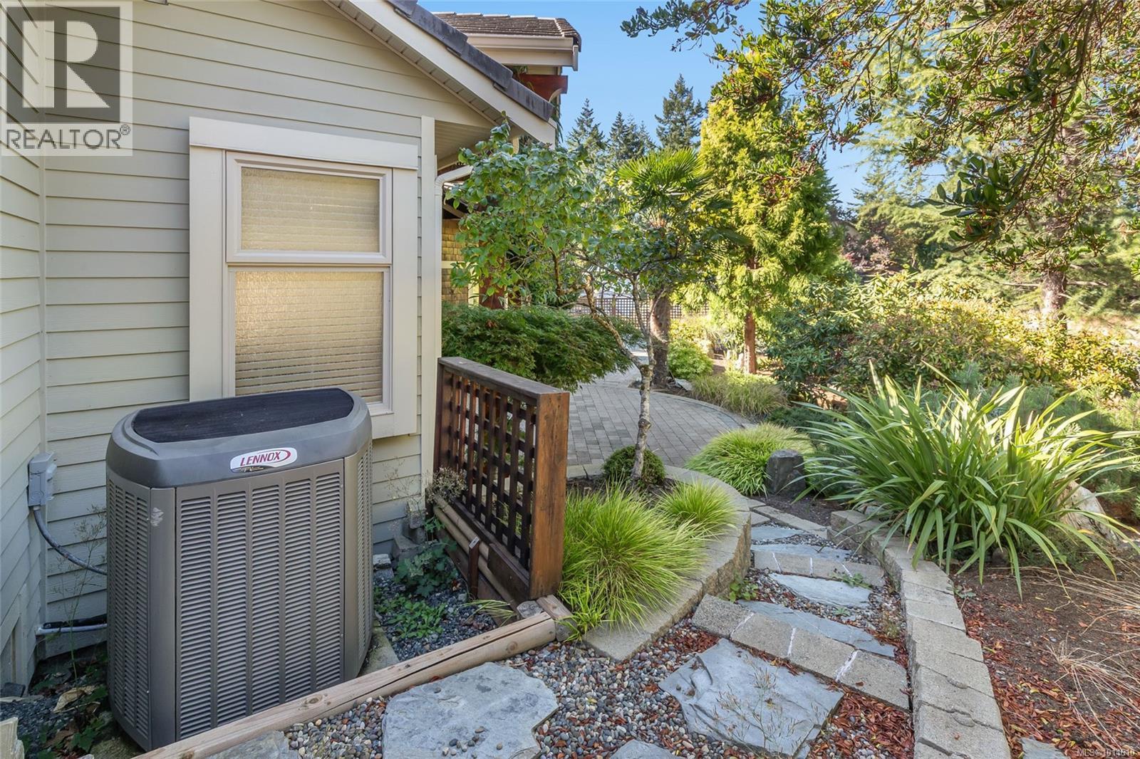 3380 Redden Rd, Nanoose Bay
