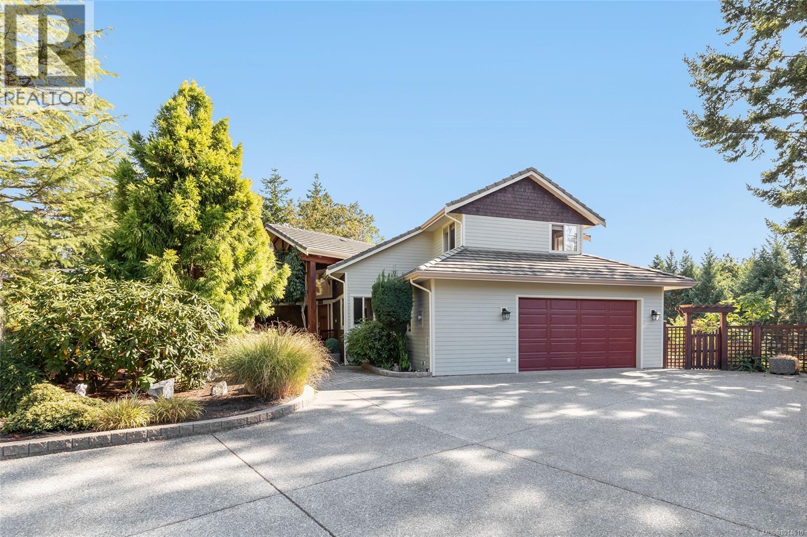 3380 Redden Rd, Nanoose Bay