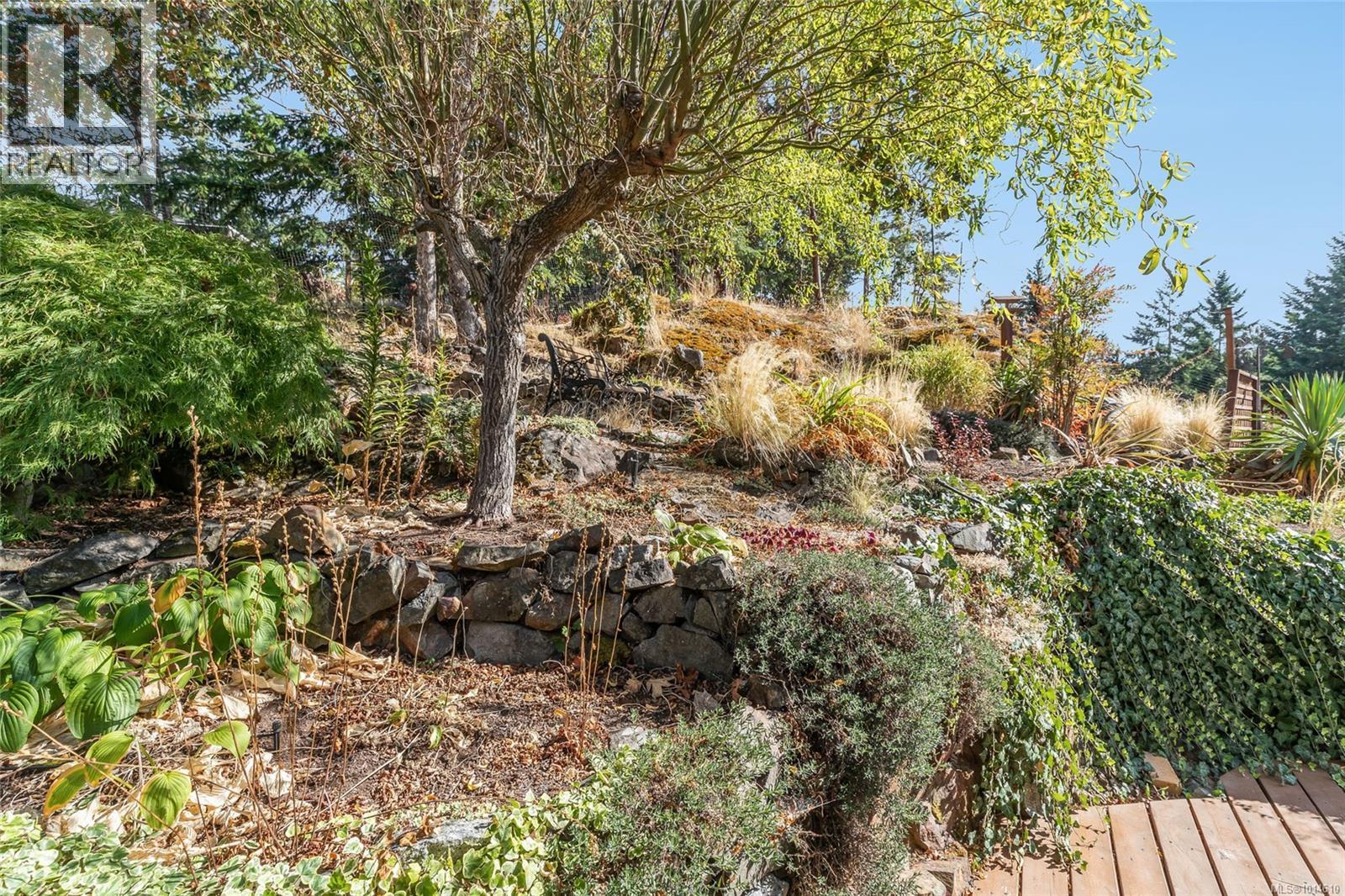 3380 Redden Rd, Nanoose Bay