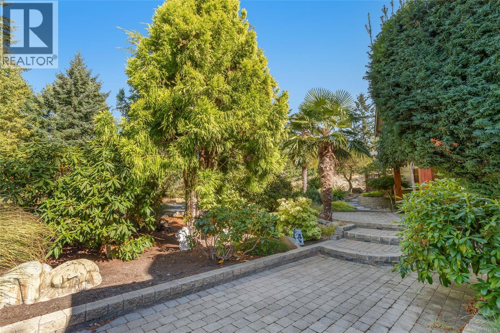 3380 Redden Rd, Nanoose Bay