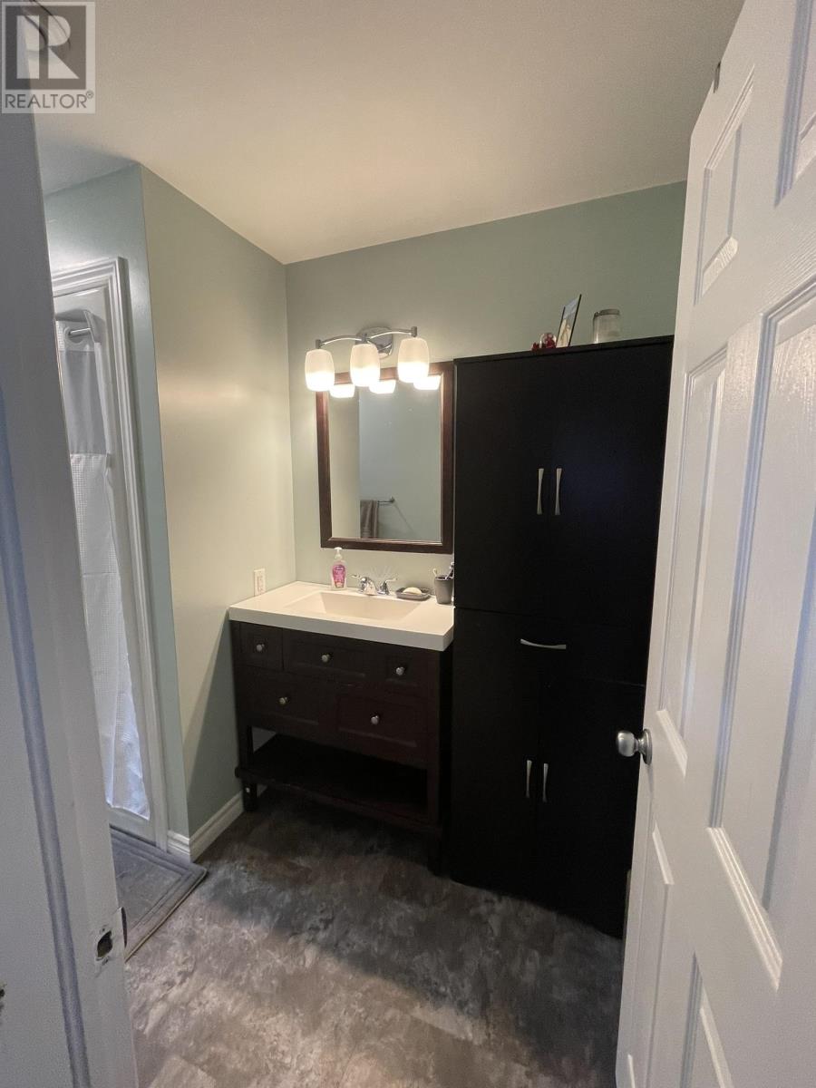 35 Harbour Road - 17