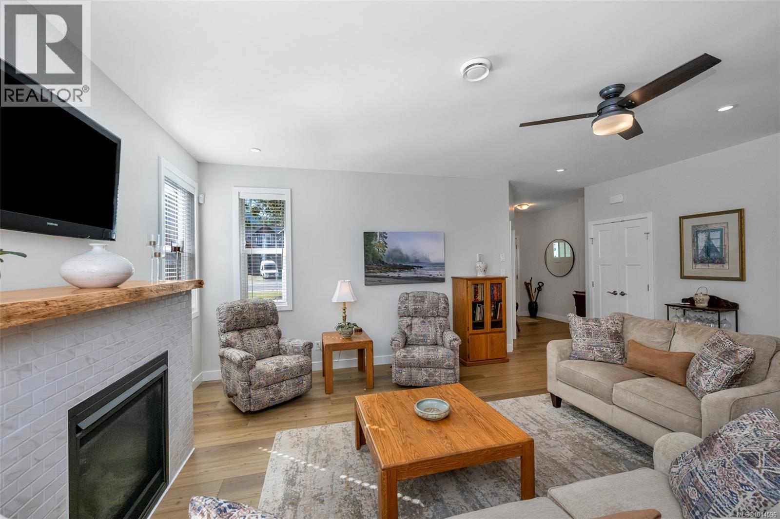 129 Edgewood Dr, Lake Cowichan