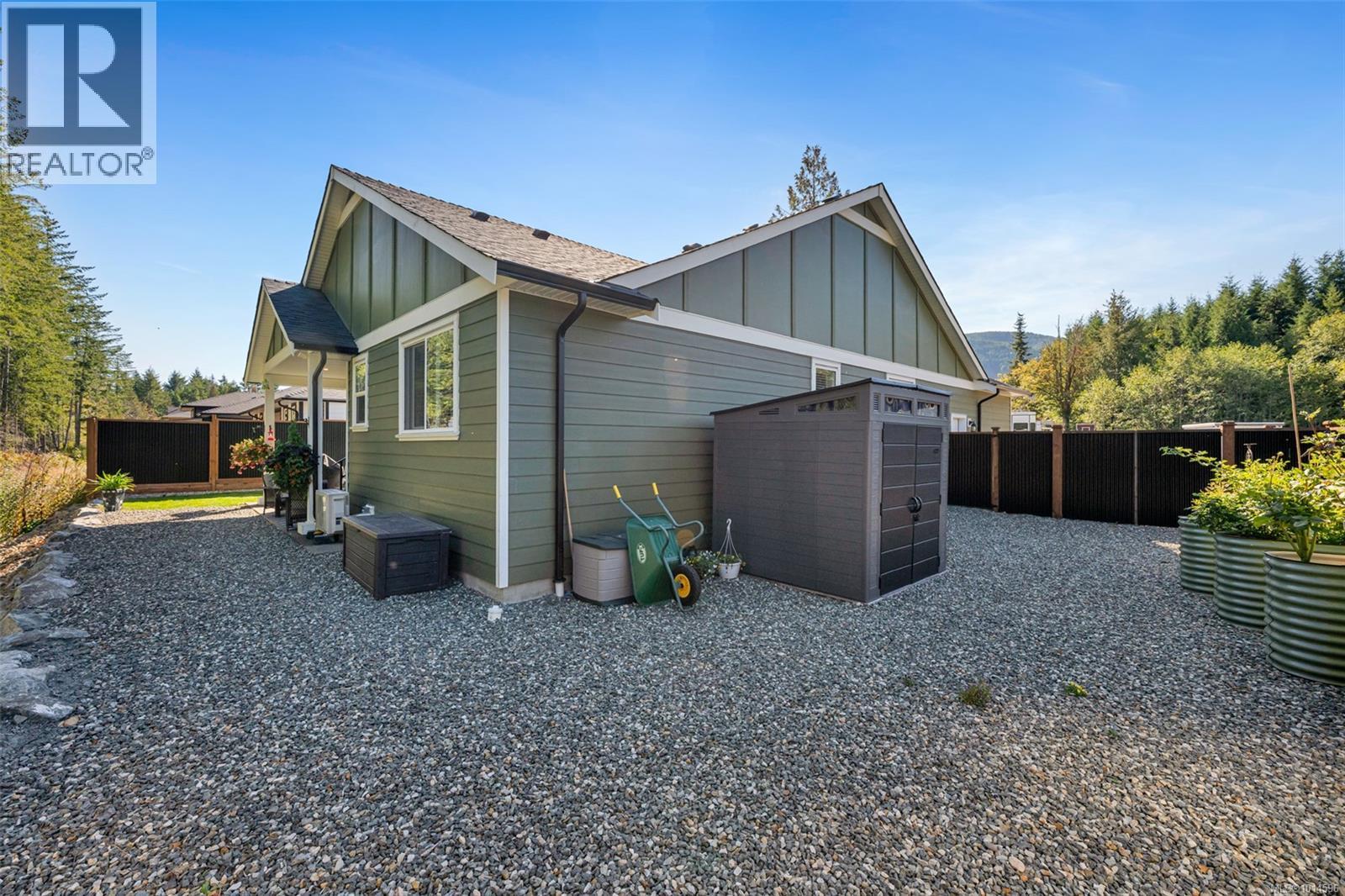 129 Edgewood Dr, Lake Cowichan