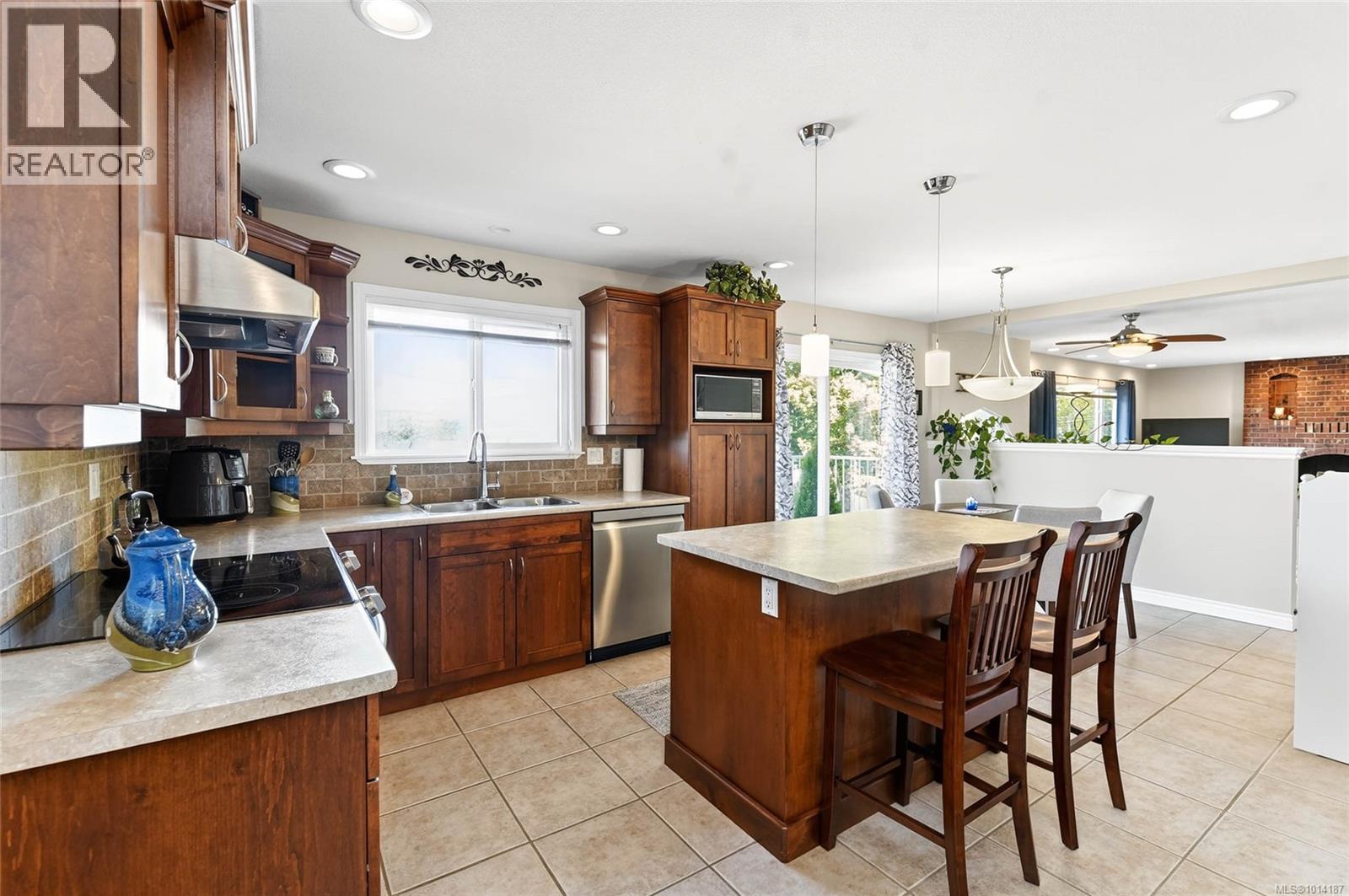 3654 Fowlie Cres, Port Alberni