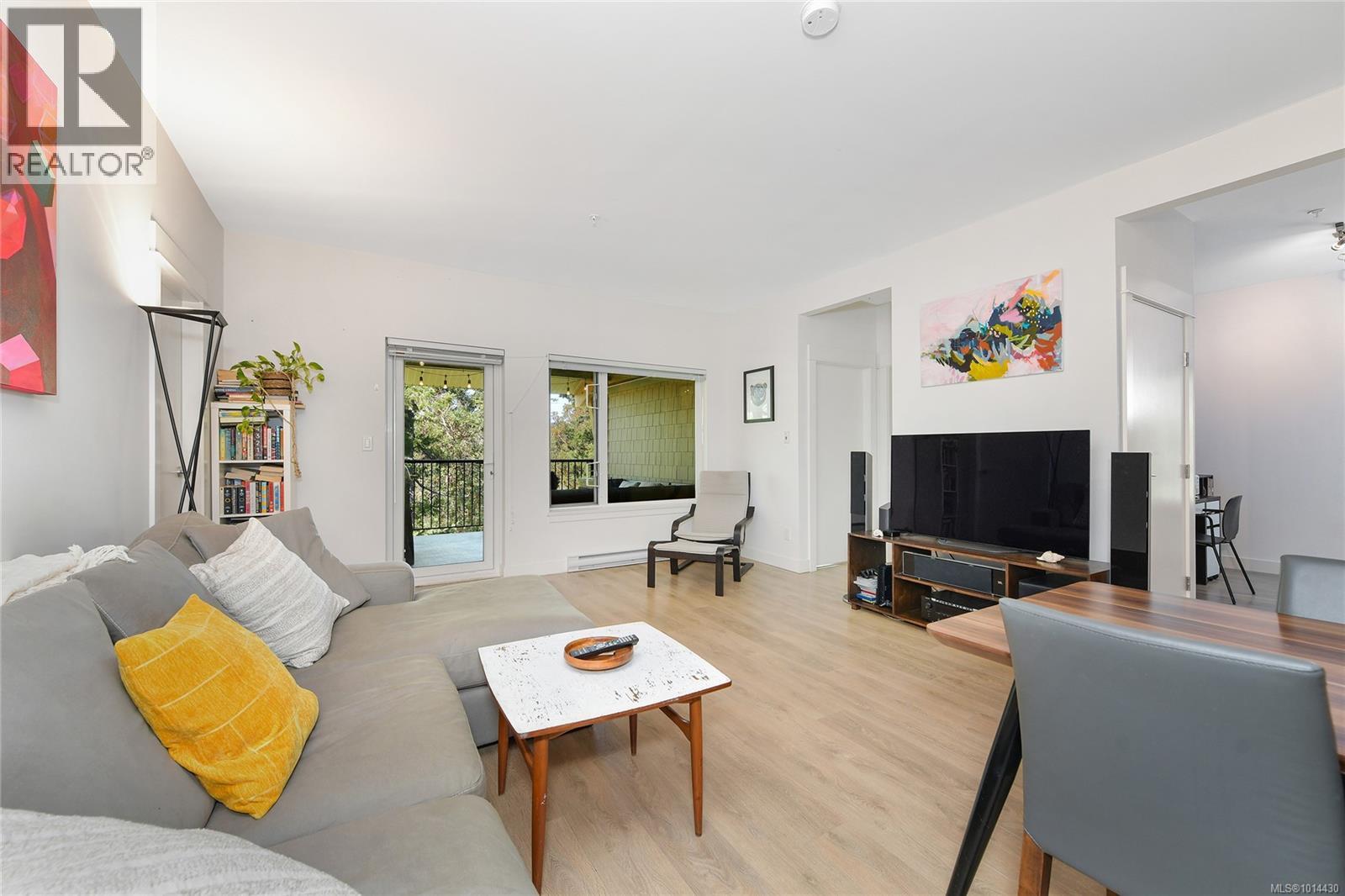 403 290 Wilfert Road, View Royal