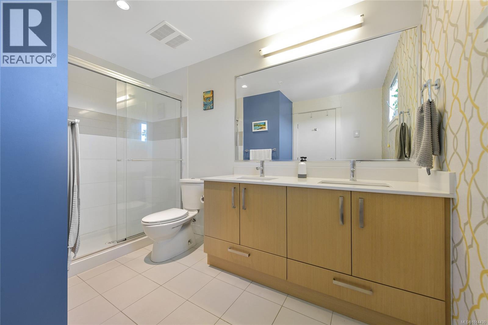 403 290 Wilfert Road, View Royal