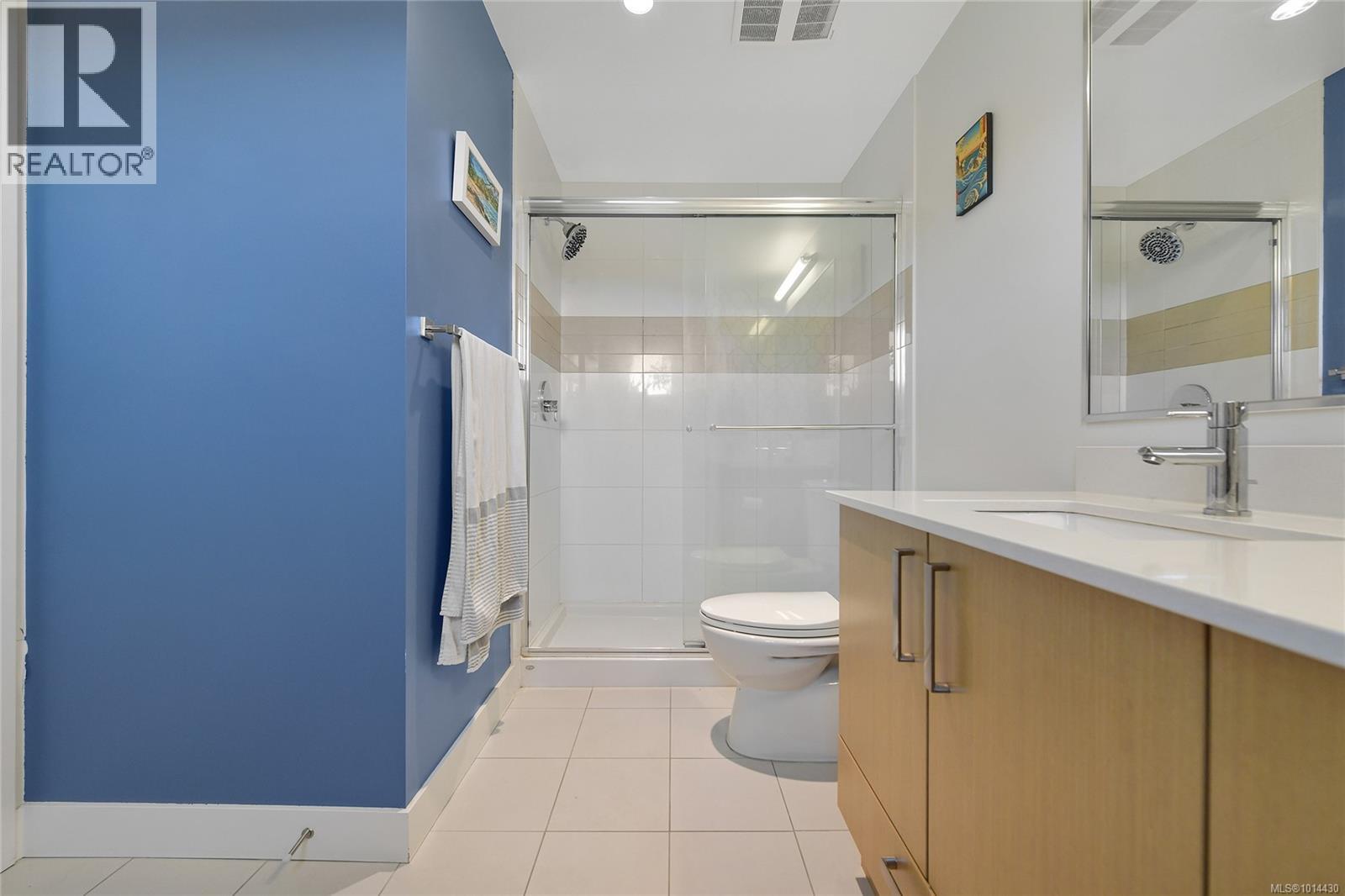 403 290 Wilfert Road, View Royal