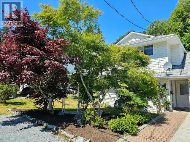 A-6855 IRVINE STREET, Powell River