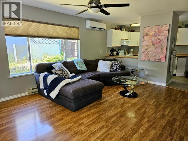 A-6855 IRVINE STREET, Powell River
