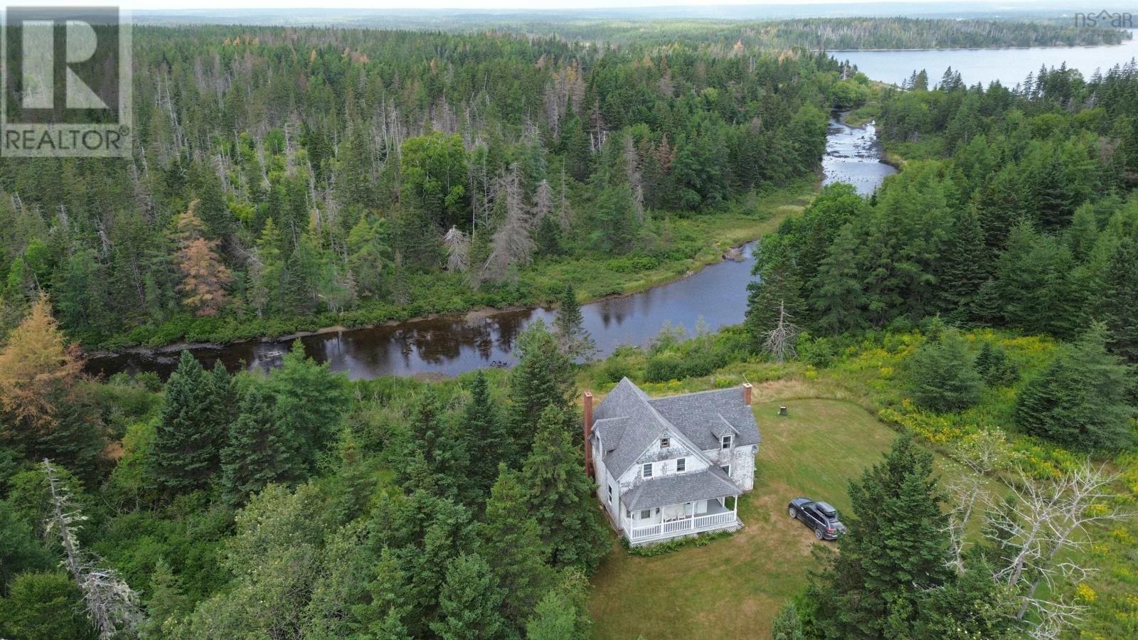 2121 Loch Lomond Road - 3