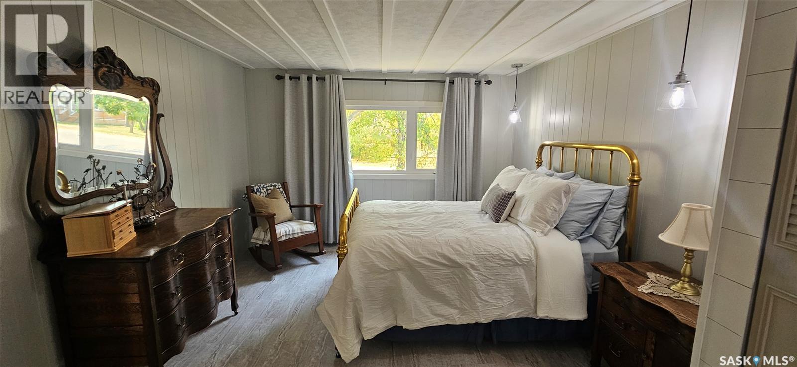 1204 DOMINION STREET - 12