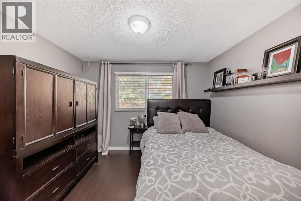 554 Whitehill Place NE, Calgary, Alberta