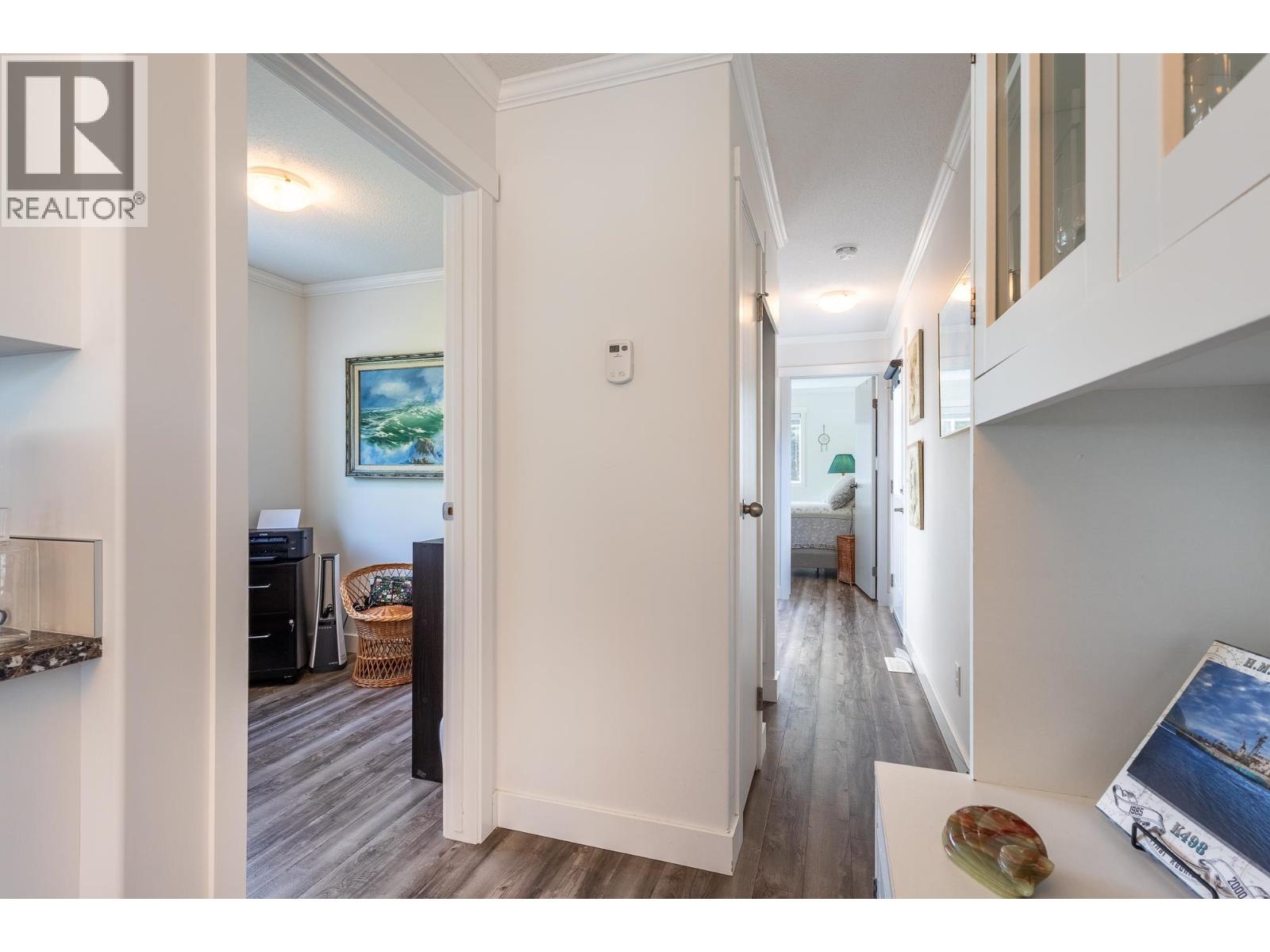 23 4496 SUNSHINE COAST HIGHWAY, Sechelt