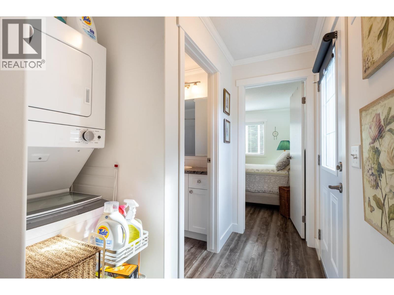 23 4496 SUNSHINE COAST HIGHWAY, Sechelt