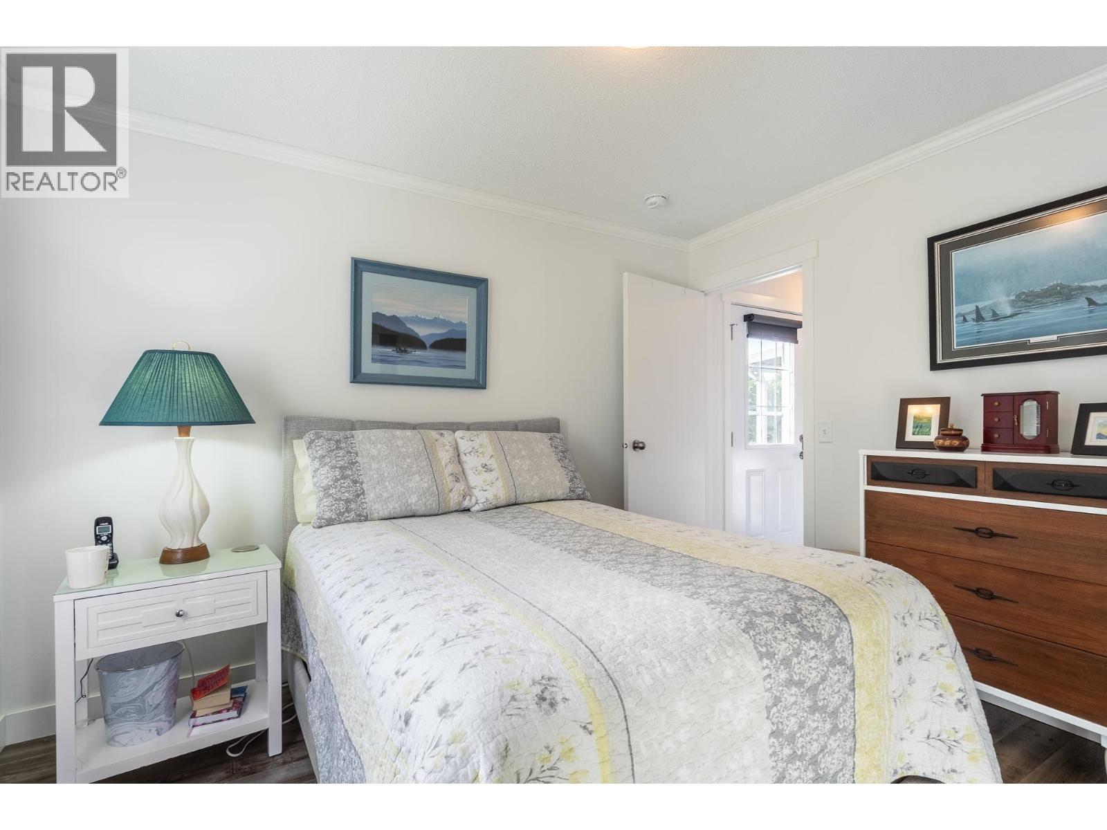 23 4496 SUNSHINE COAST HIGHWAY, Sechelt