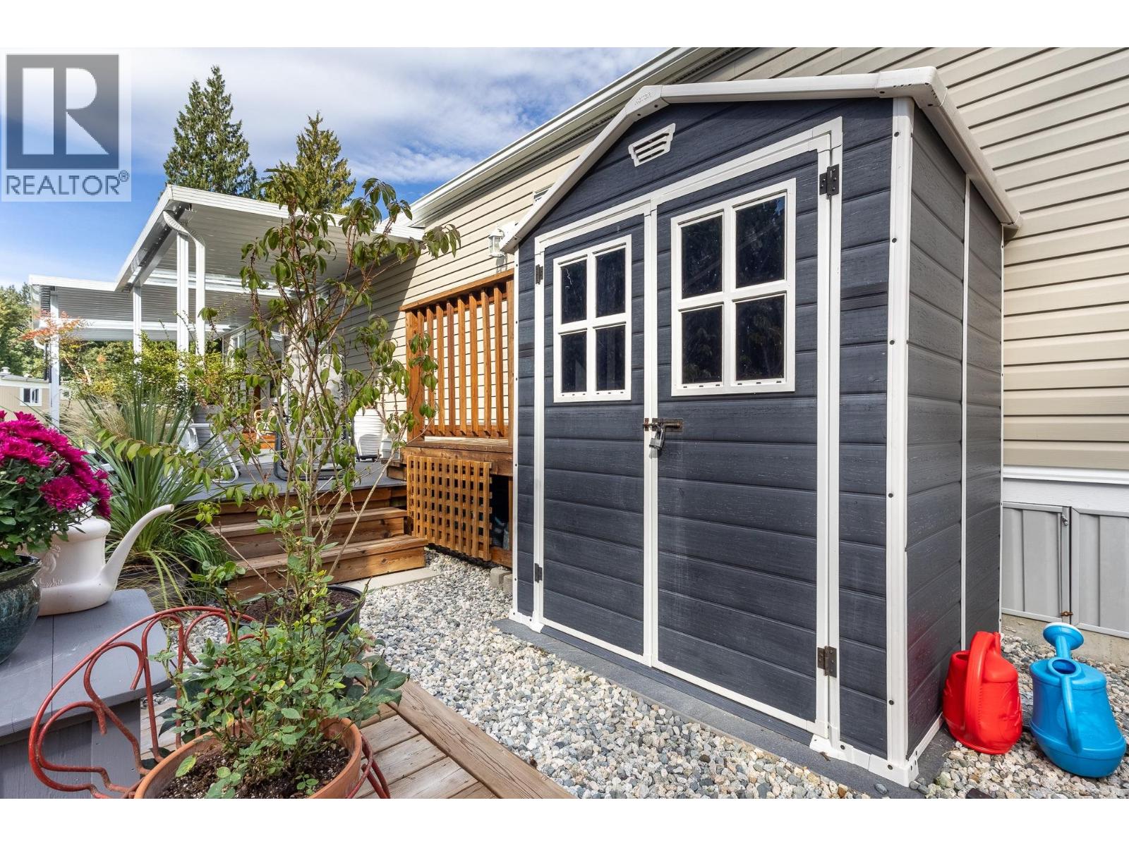 23 4496 SUNSHINE COAST HIGHWAY, Sechelt