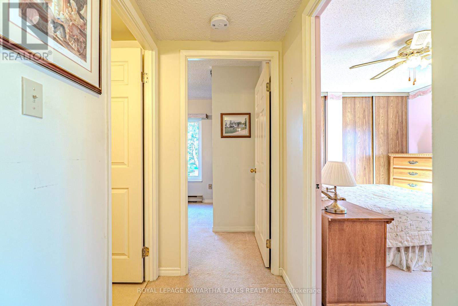 #215 2 HERITAGE WAY - 19