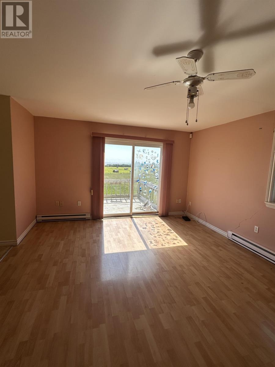 10 Sunset Road - 14