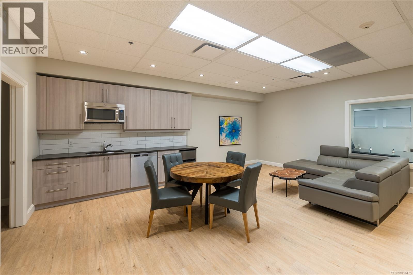 411 595 Pandora Avenue, Victoria