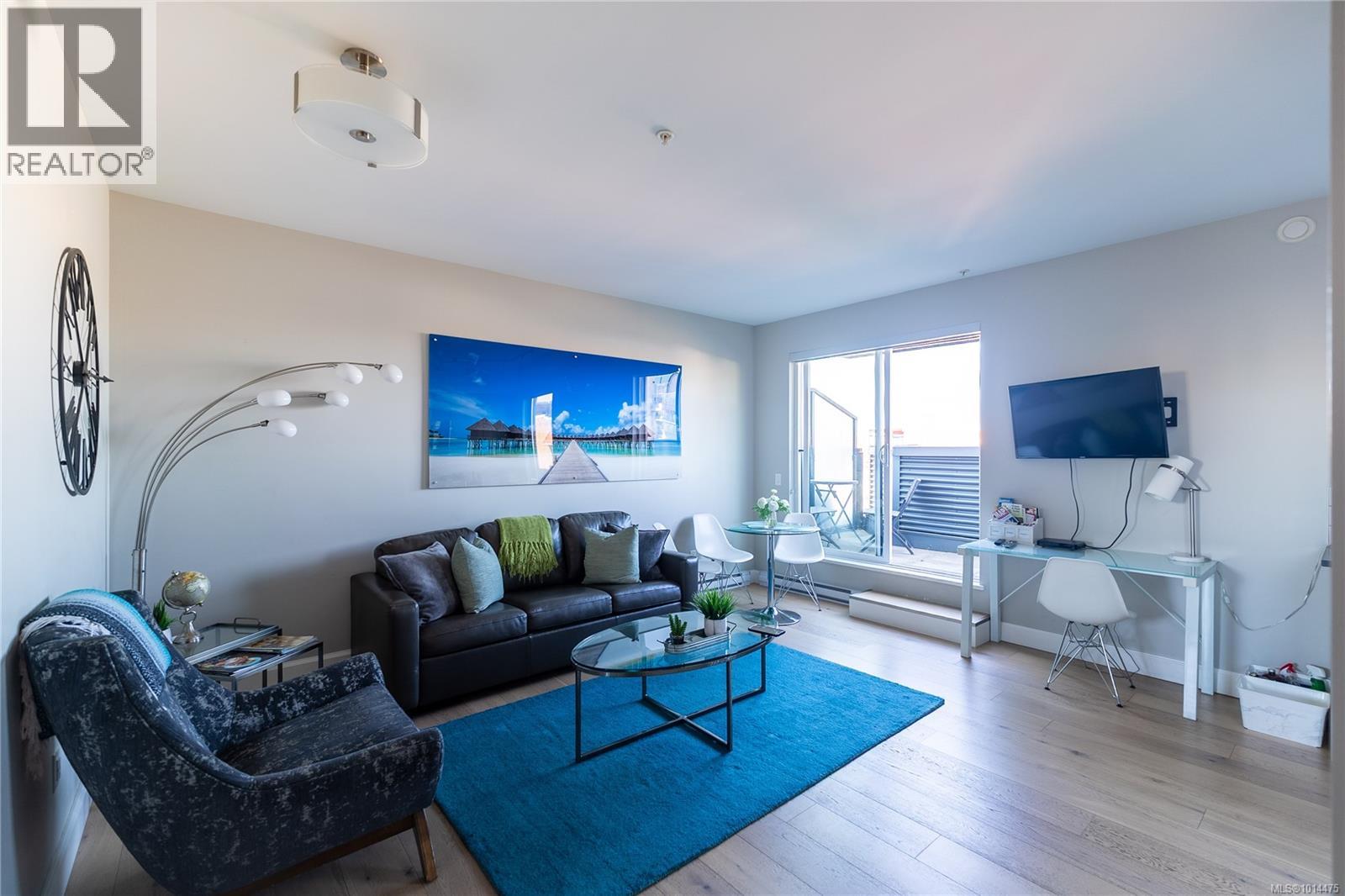 411 595 Pandora Avenue, Victoria