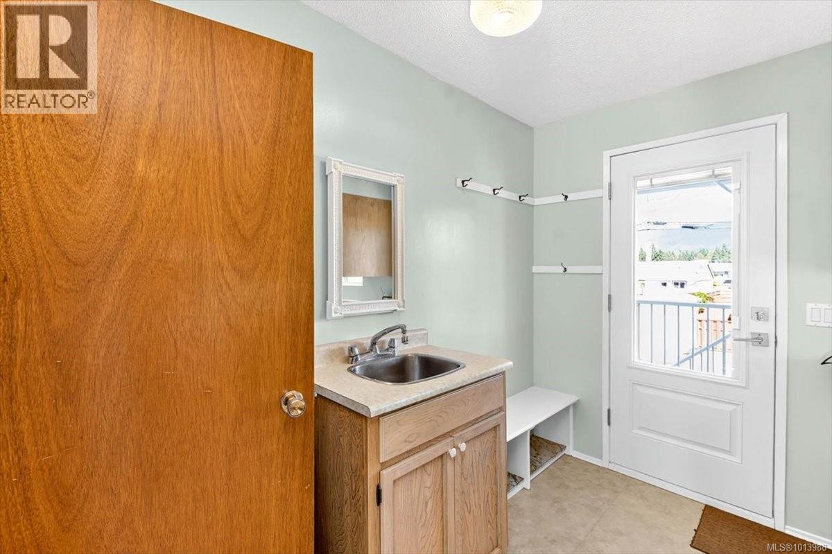 3891 Craig Rd, Port Alberni