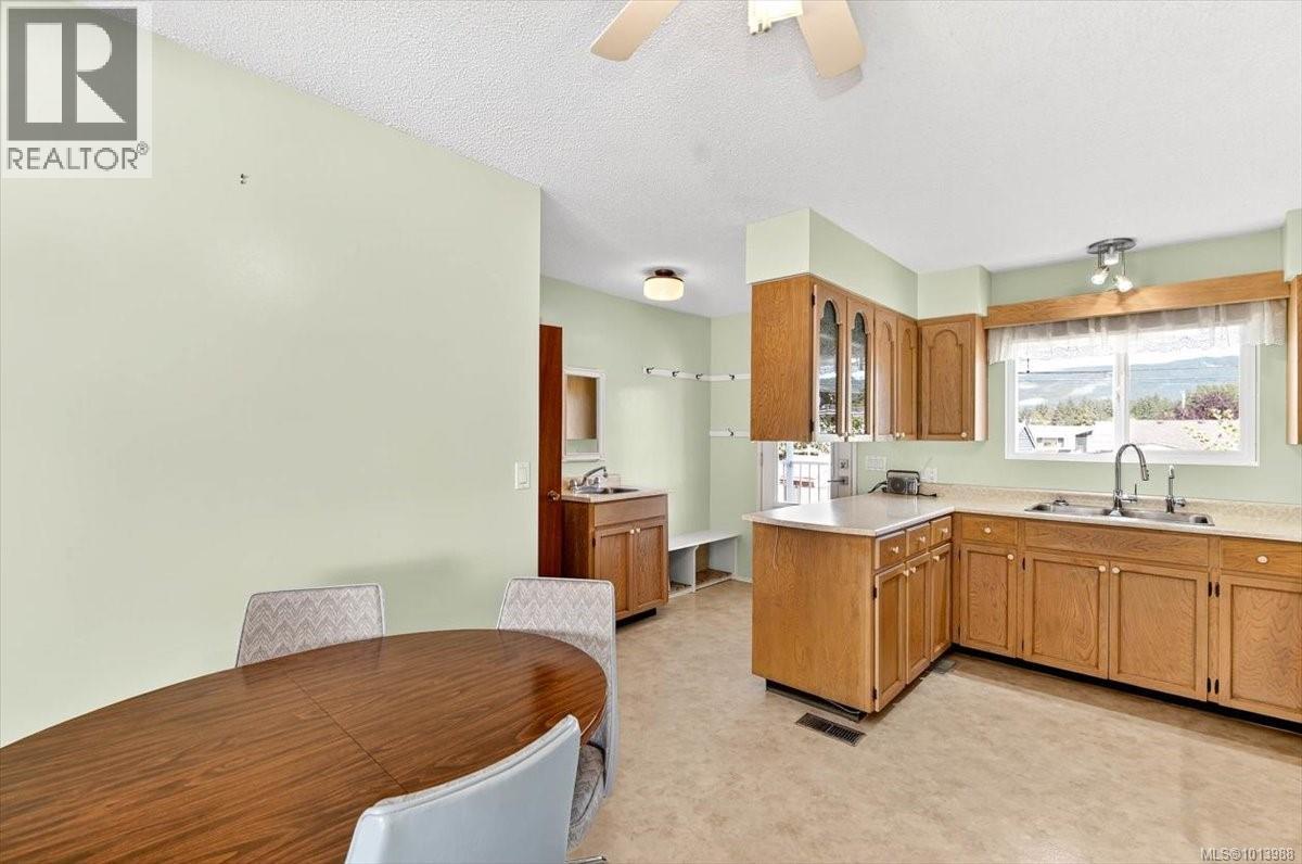 3891 Craig Rd, Port Alberni