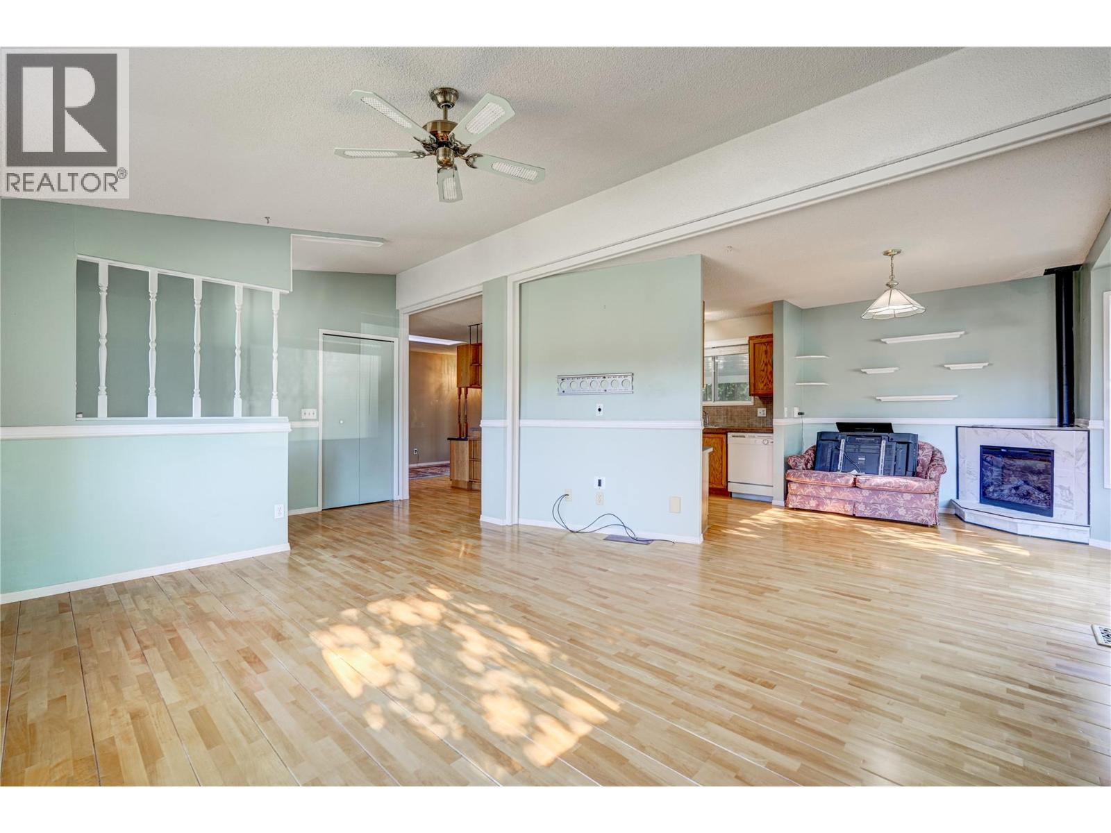 1 17017 SNOW Avenue, Summerland