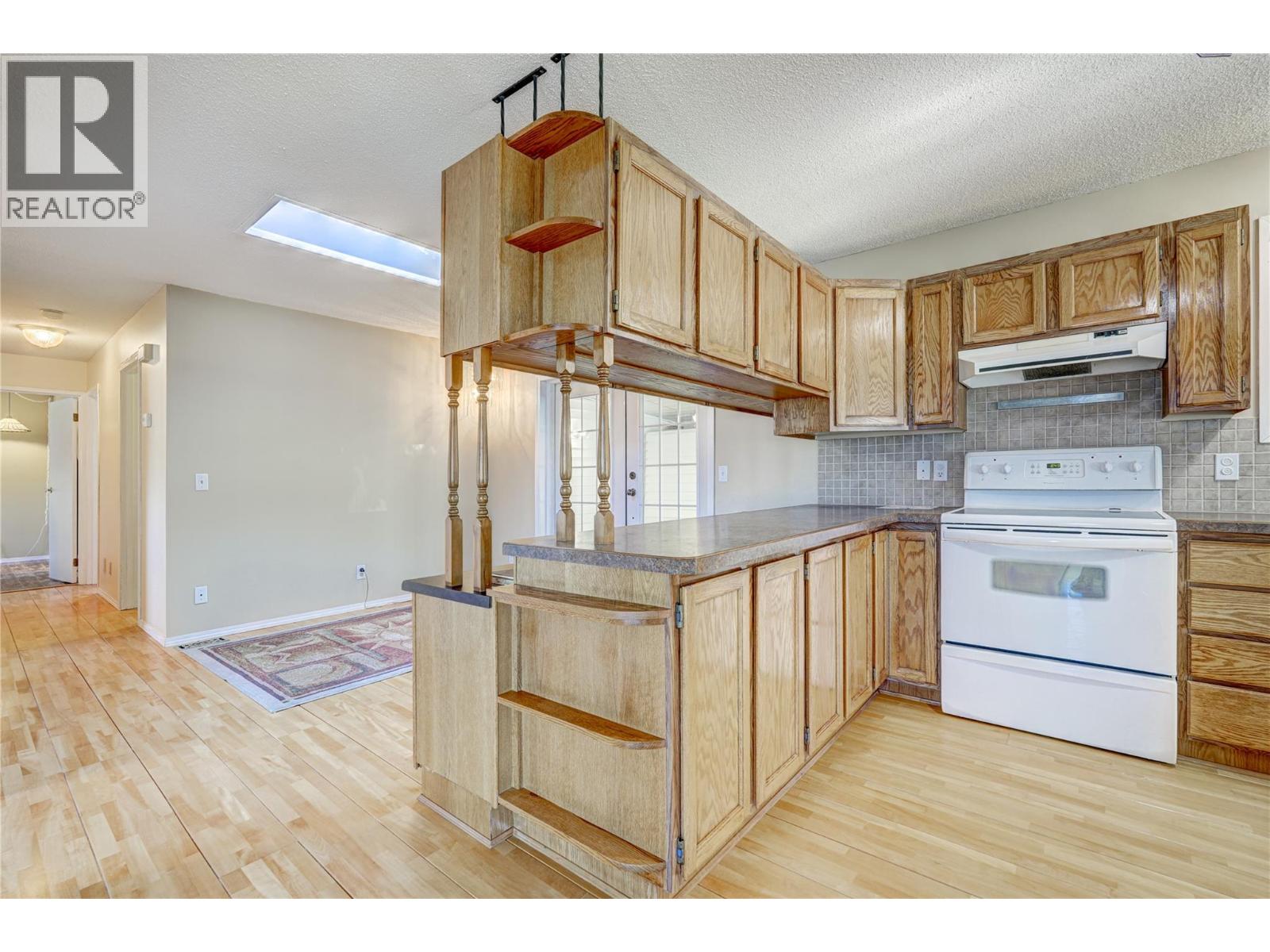1 17017 SNOW Avenue, Summerland