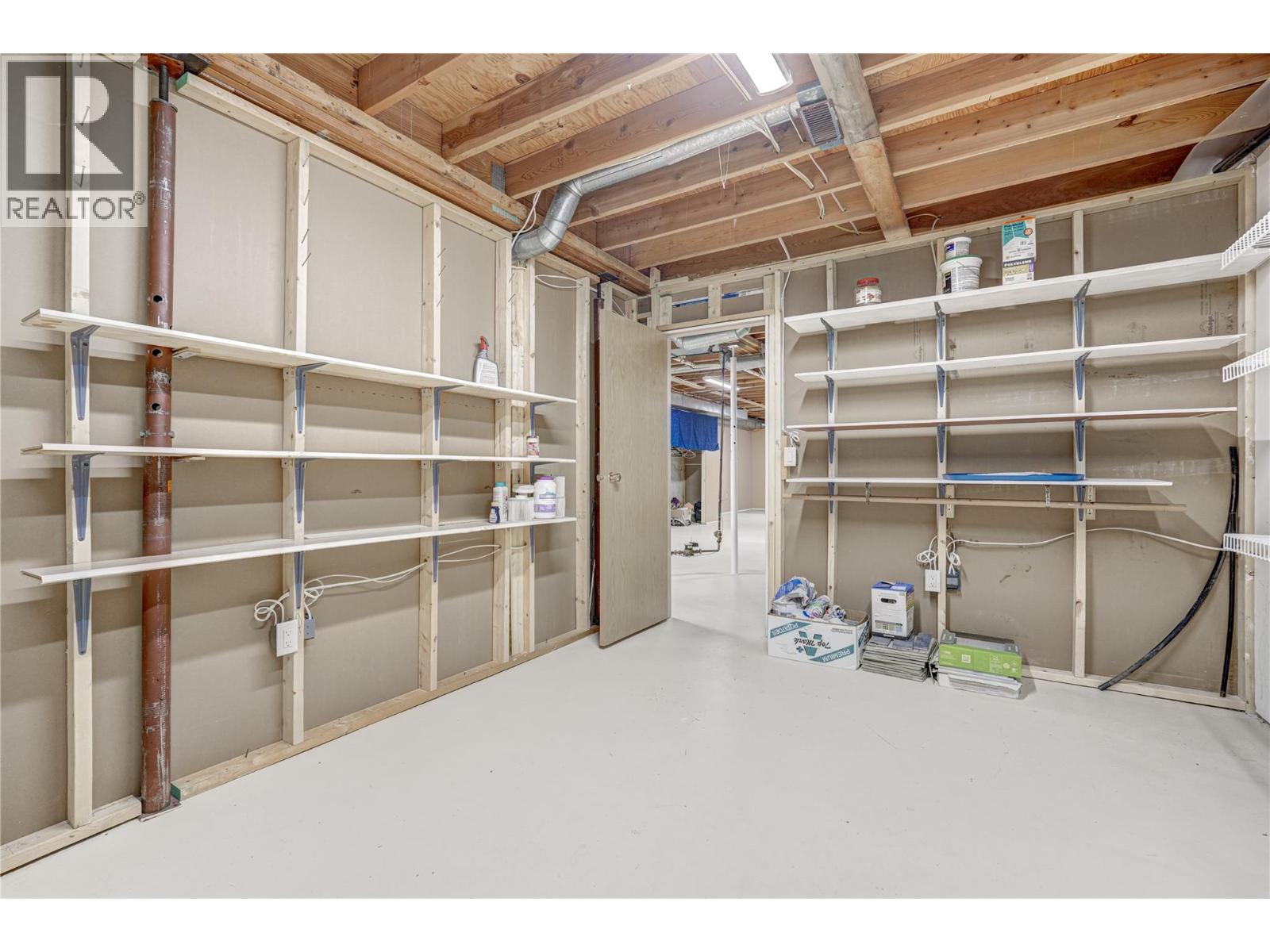 1 17017 SNOW Avenue, Summerland