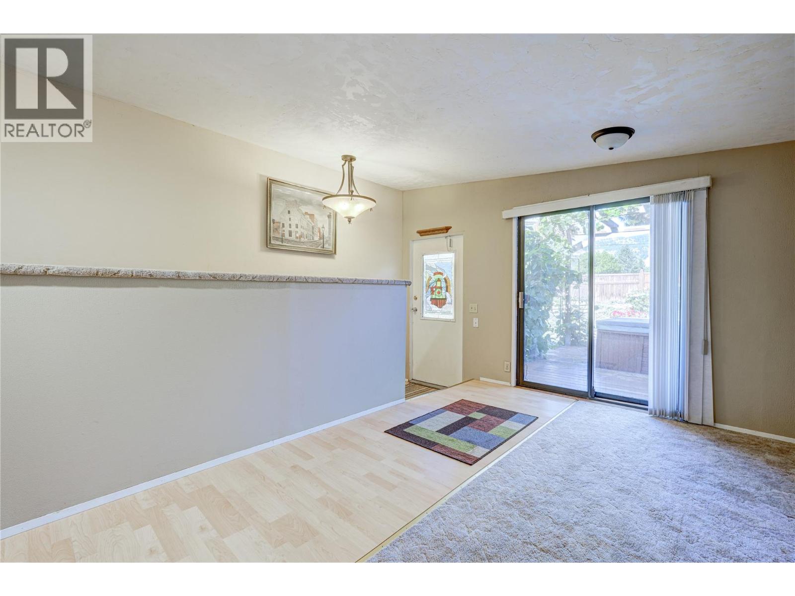 1 17017 SNOW Avenue, Summerland