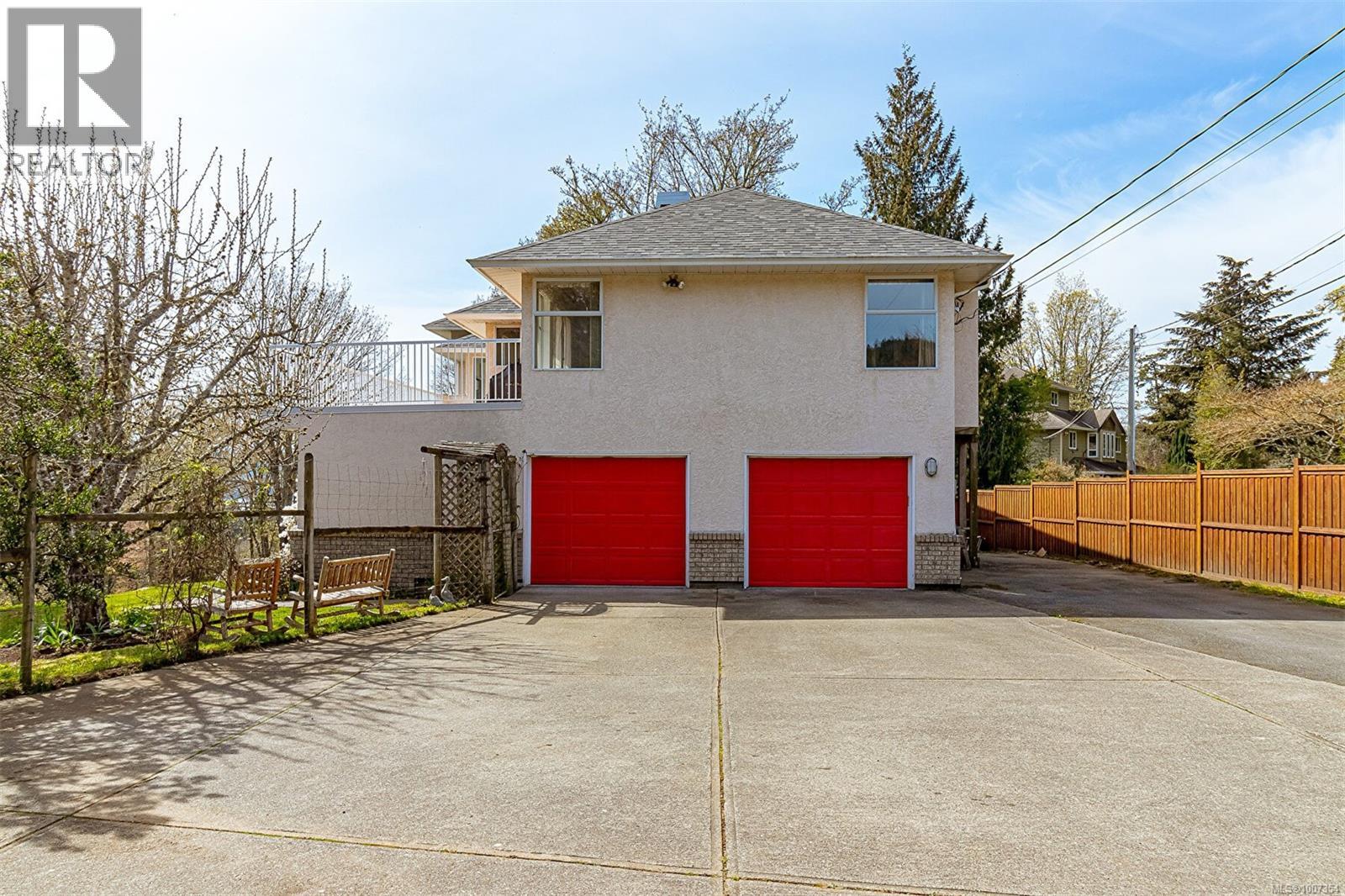 2212 Ayum Rd, Sooke