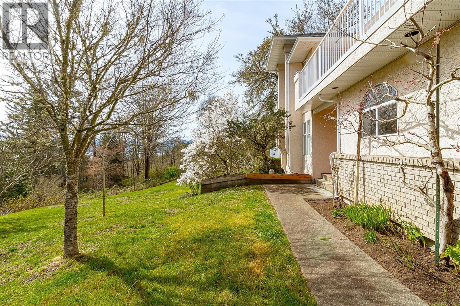 2212 Ayum Rd, Sooke