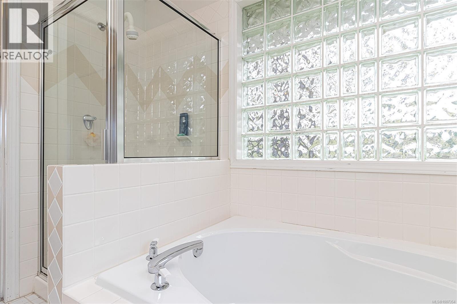 2212 Ayum Rd, Sooke