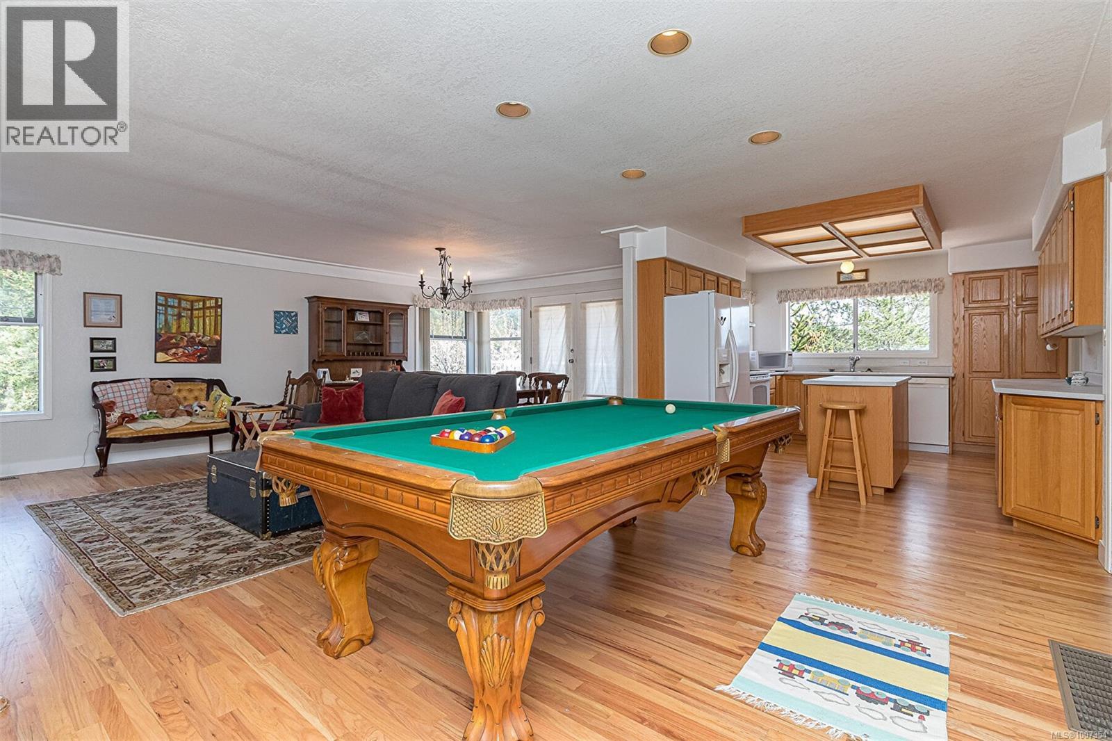 2212 Ayum Rd, Sooke