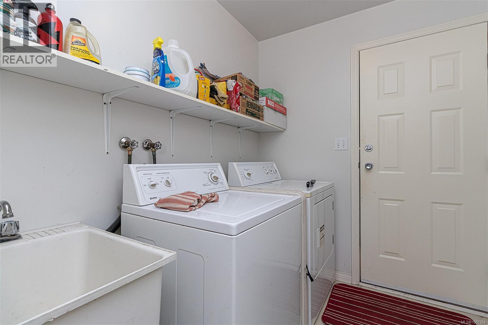 2212 Ayum Rd, Sooke