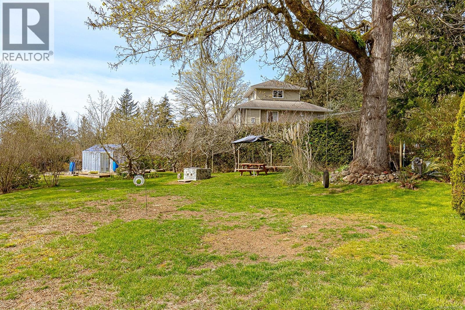 2212 Ayum Rd, Sooke