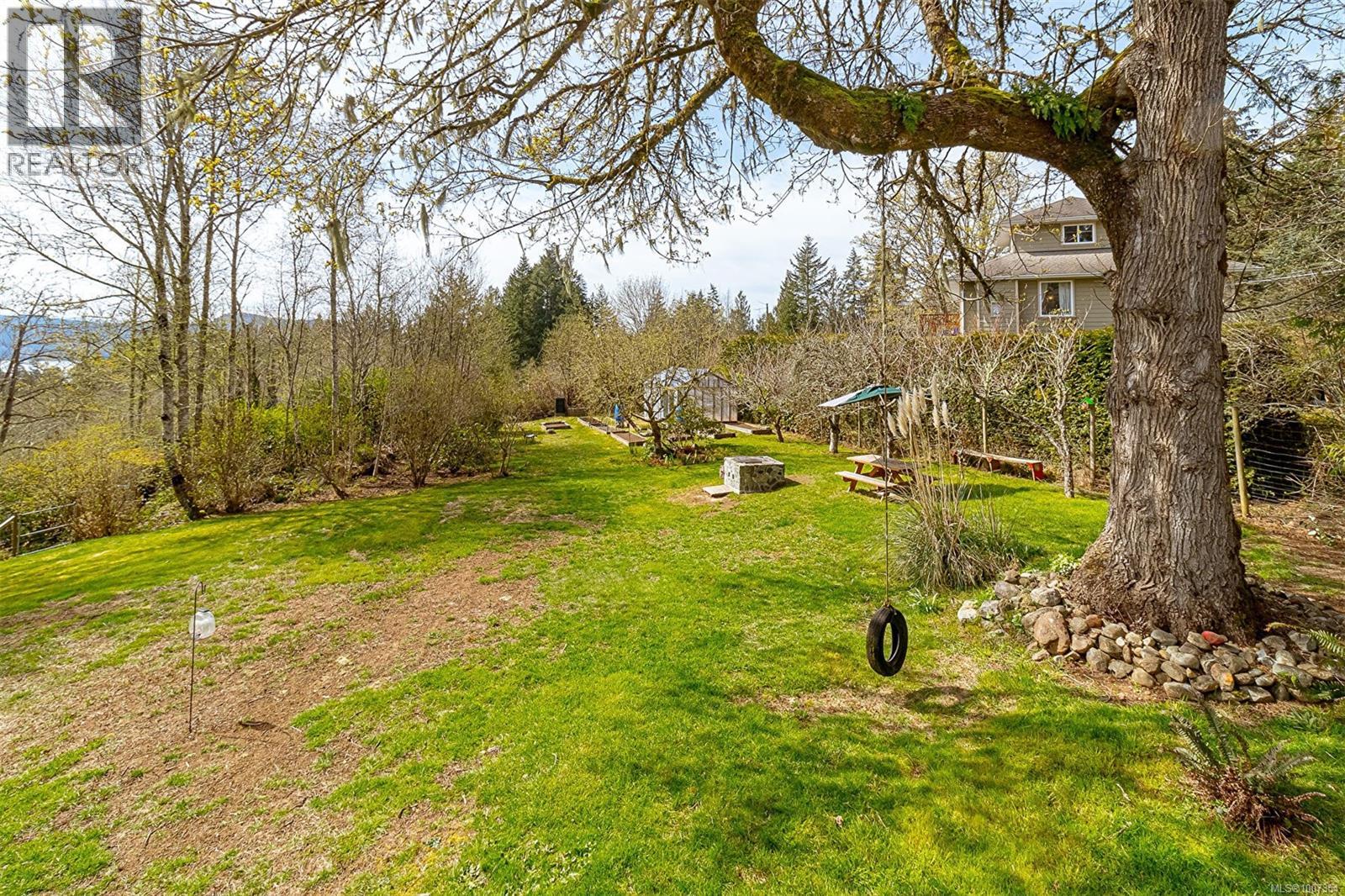 2212 Ayum Rd, Sooke