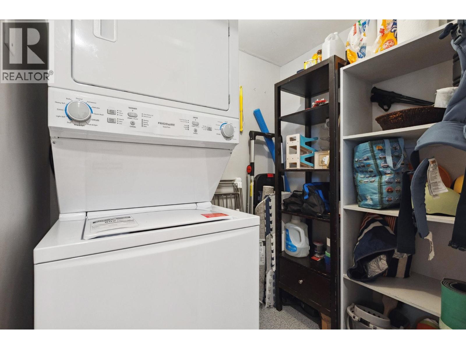 1202 120 W 2ND STREET, North Vancouver