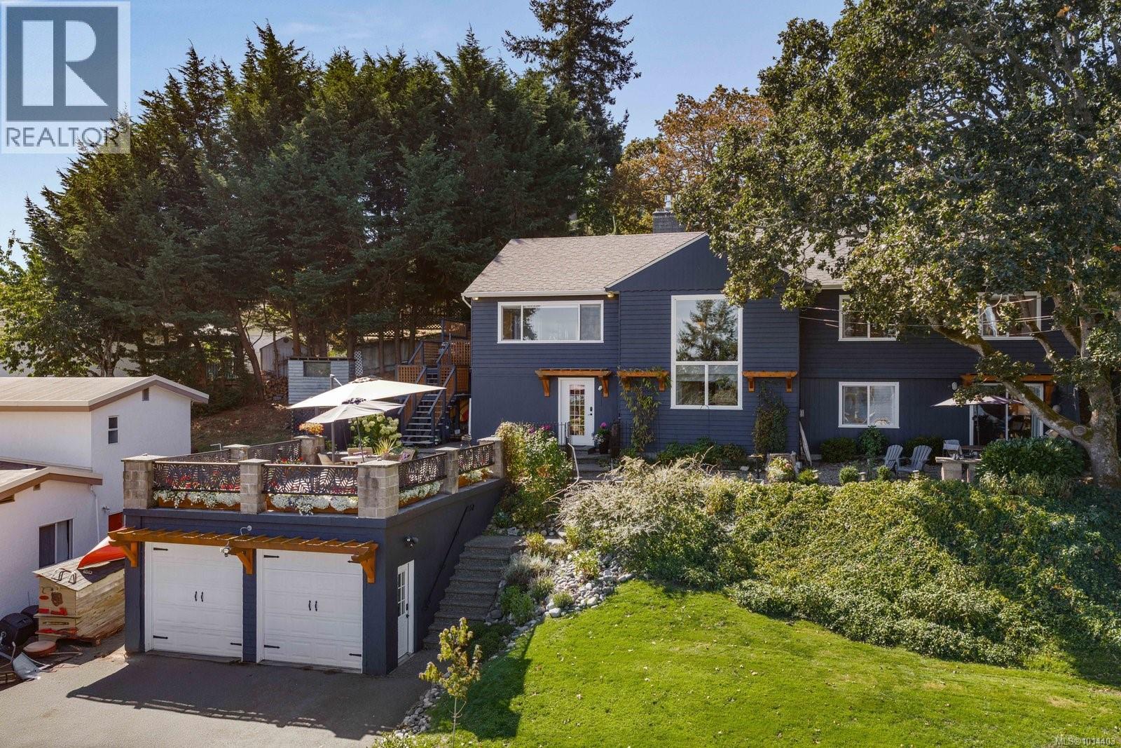  303 Milburn Drive, Colwood